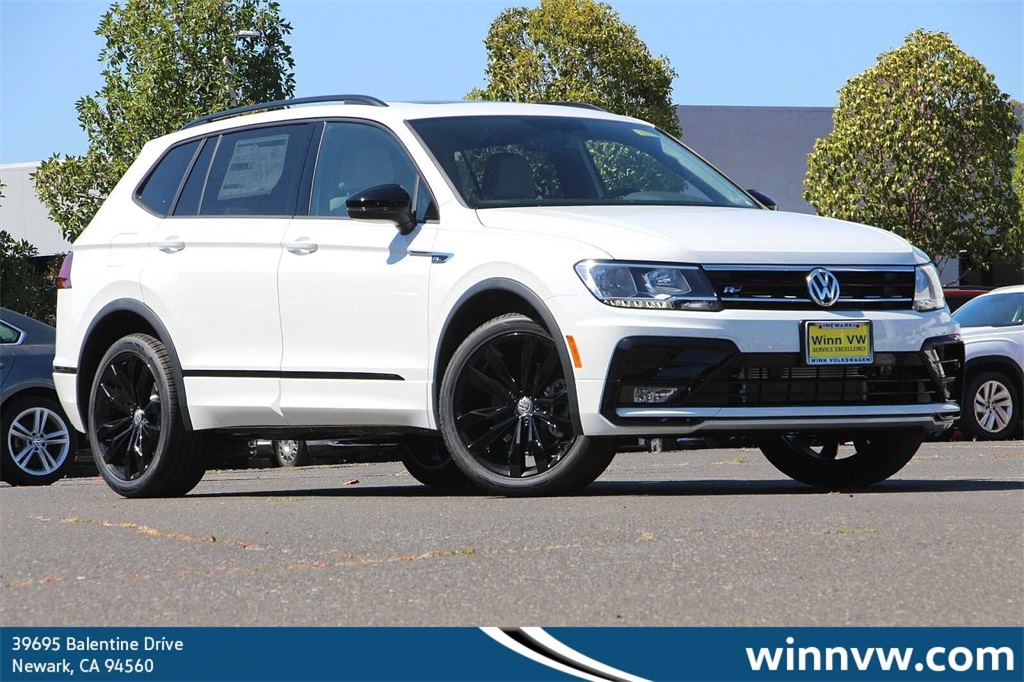 New 2020 Volkswagen Tiguan 2.0T SE R-Line Black FWD 4D Sport Utility